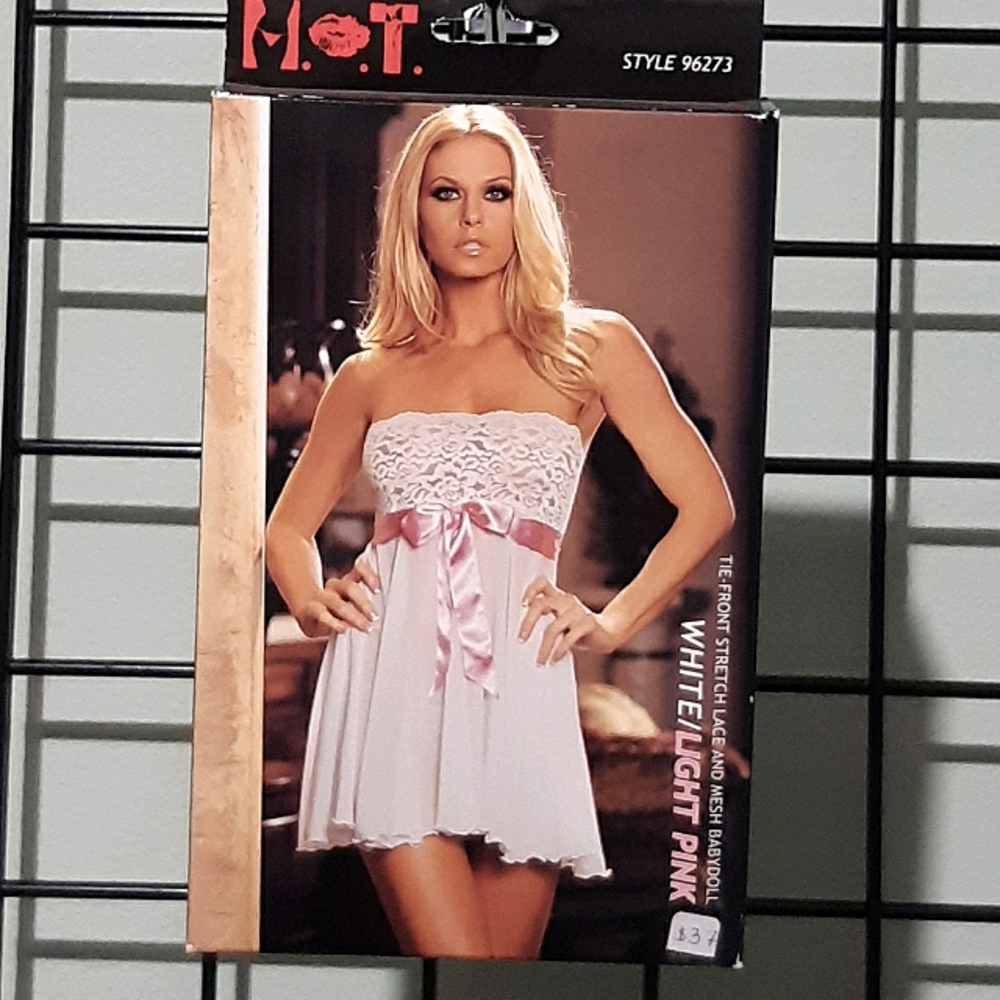 White and light pink babydoll